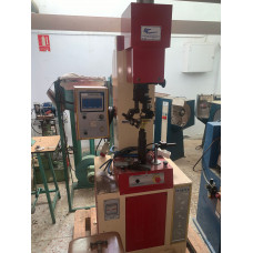 Máquina iorce de clavar tacones